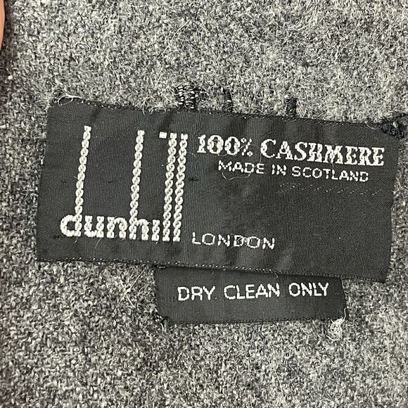 Dunhill 100%. Cashmere made in Scotland Gray Scarf - Picture 5 of 8